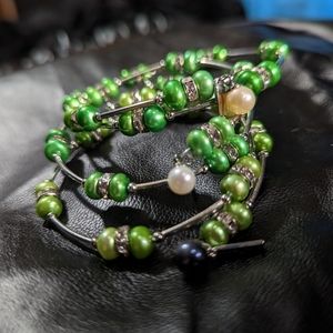 3 Vantel Pearl green pearl wrap bracelet
